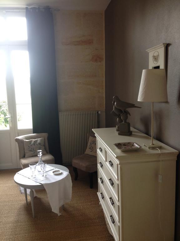 Chateau Nardou Hotel Saint-Sulpice-et-Cameyrac Szoba fotó