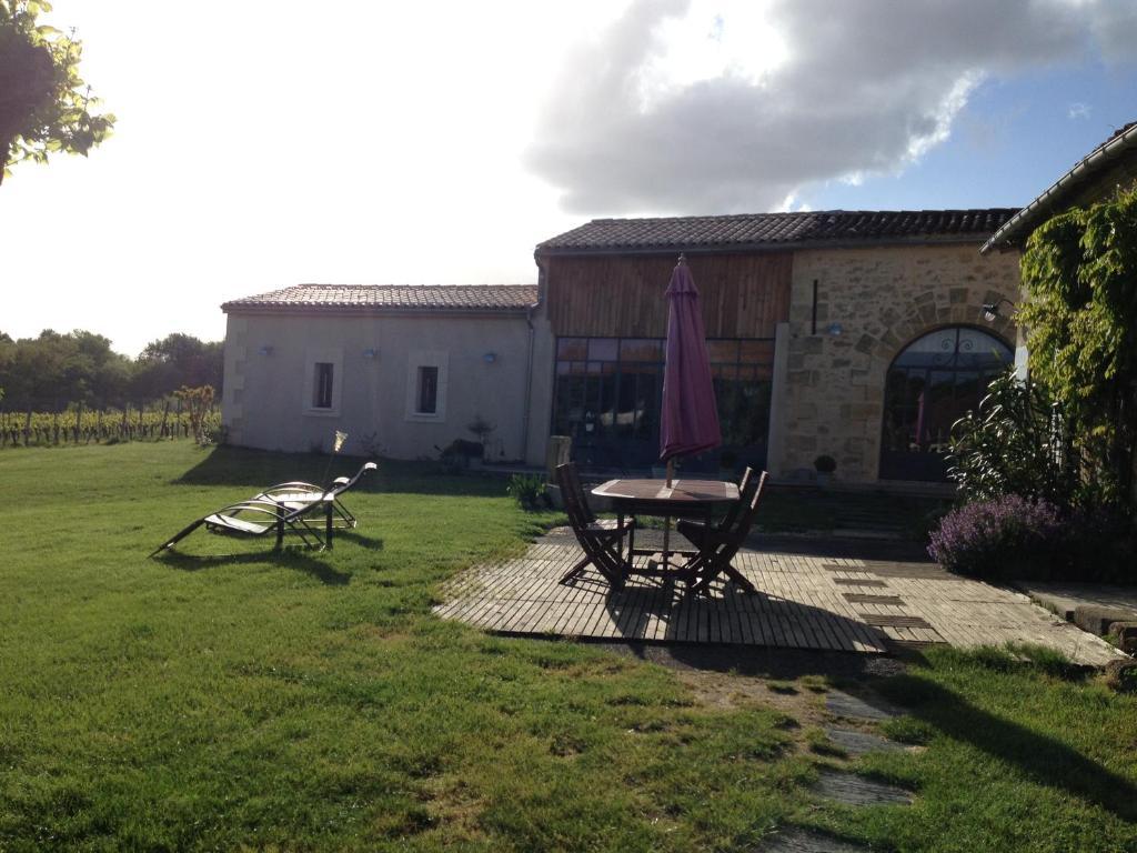 Chateau Nardou Hotel Saint-Sulpice-et-Cameyrac Szoba fotó